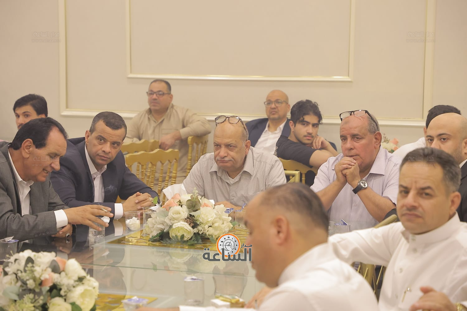 Madar Al-Saa Images 0.49425296229362814