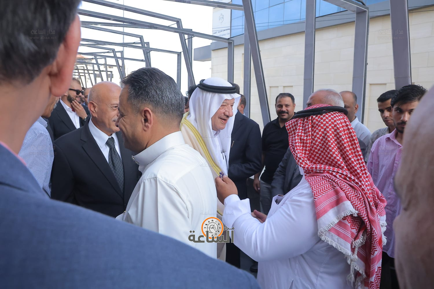 Madar Al-Saa Images 0.12290493173451622