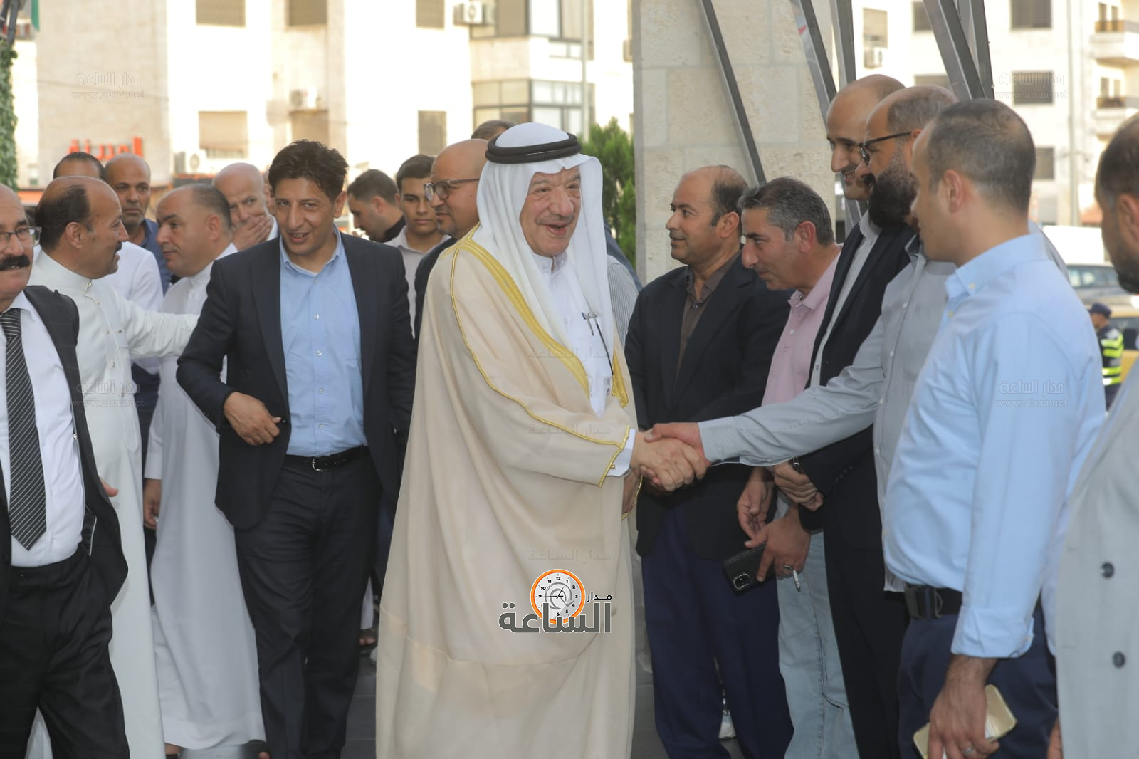 Madar Al-Saa Images 0.4333685487858078