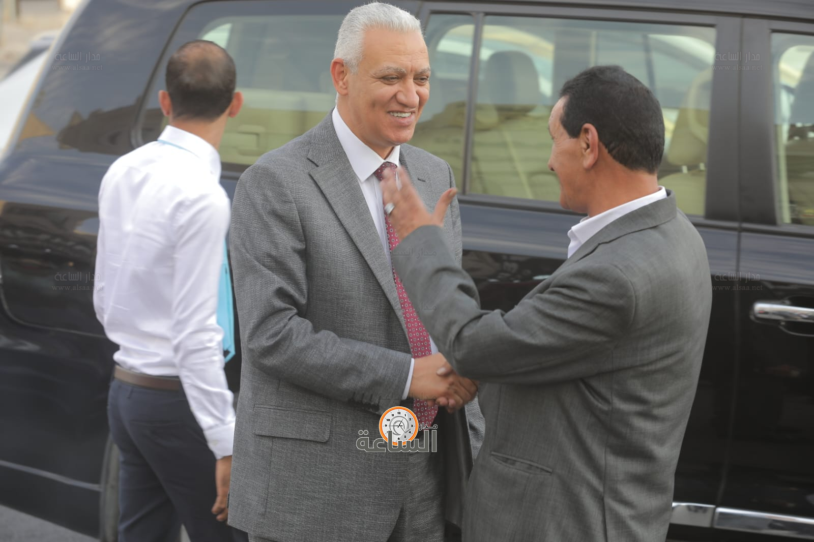 Madar Al-Saa Images 0.4998620596591733