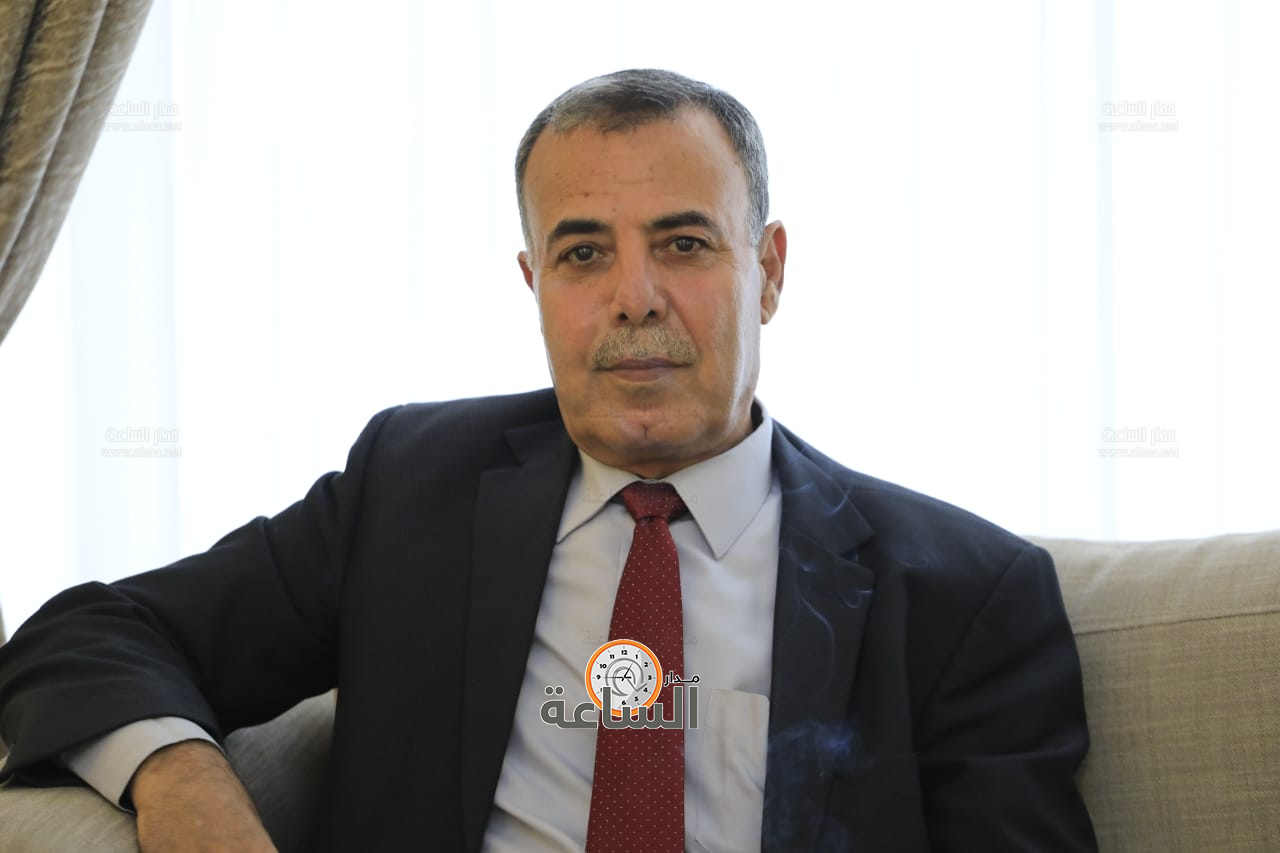 Madar Al-Saa Images 0.6522994112096289