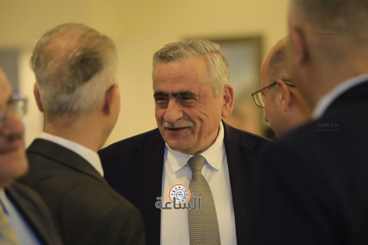 Madar Al-Saa Images 0.42638976990393873