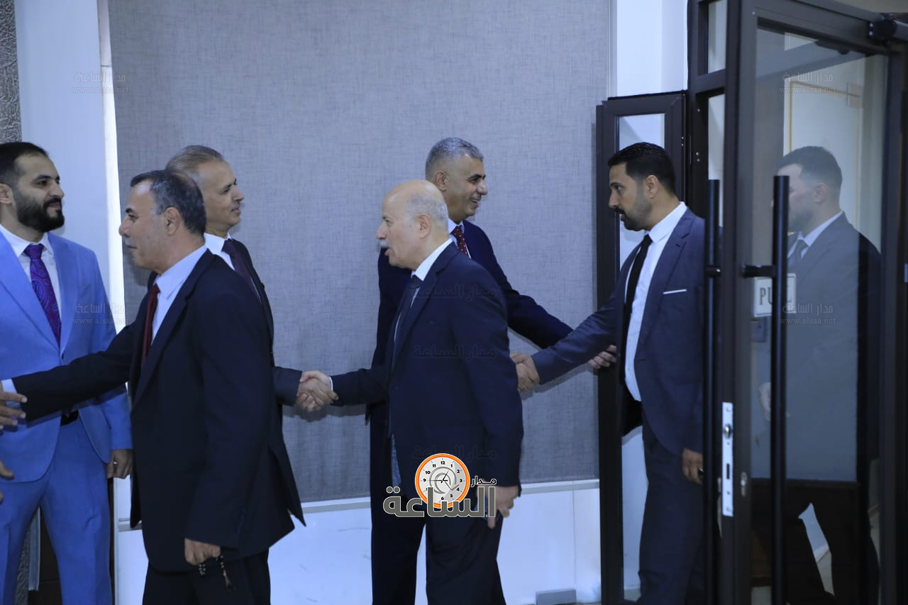 Madar Al-Saa Images 0.23881713497069956