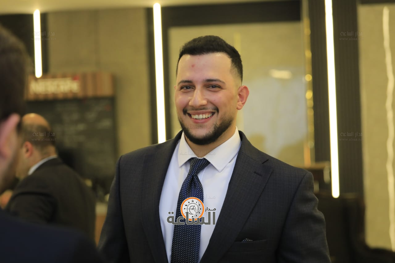 Madar Al-Saa Images 0.5632437292738092