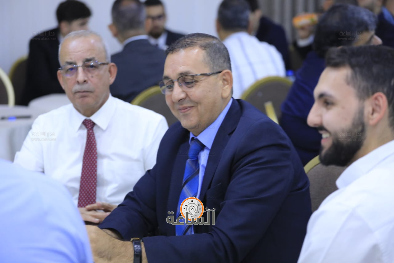 Madar Al-Saa Images 0.18040608057758167