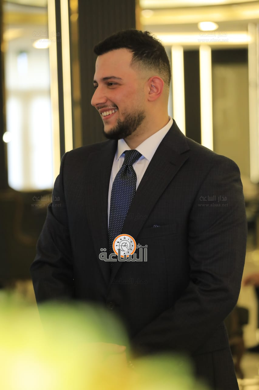 Madar Al-Saa Images 0.7005508328883615