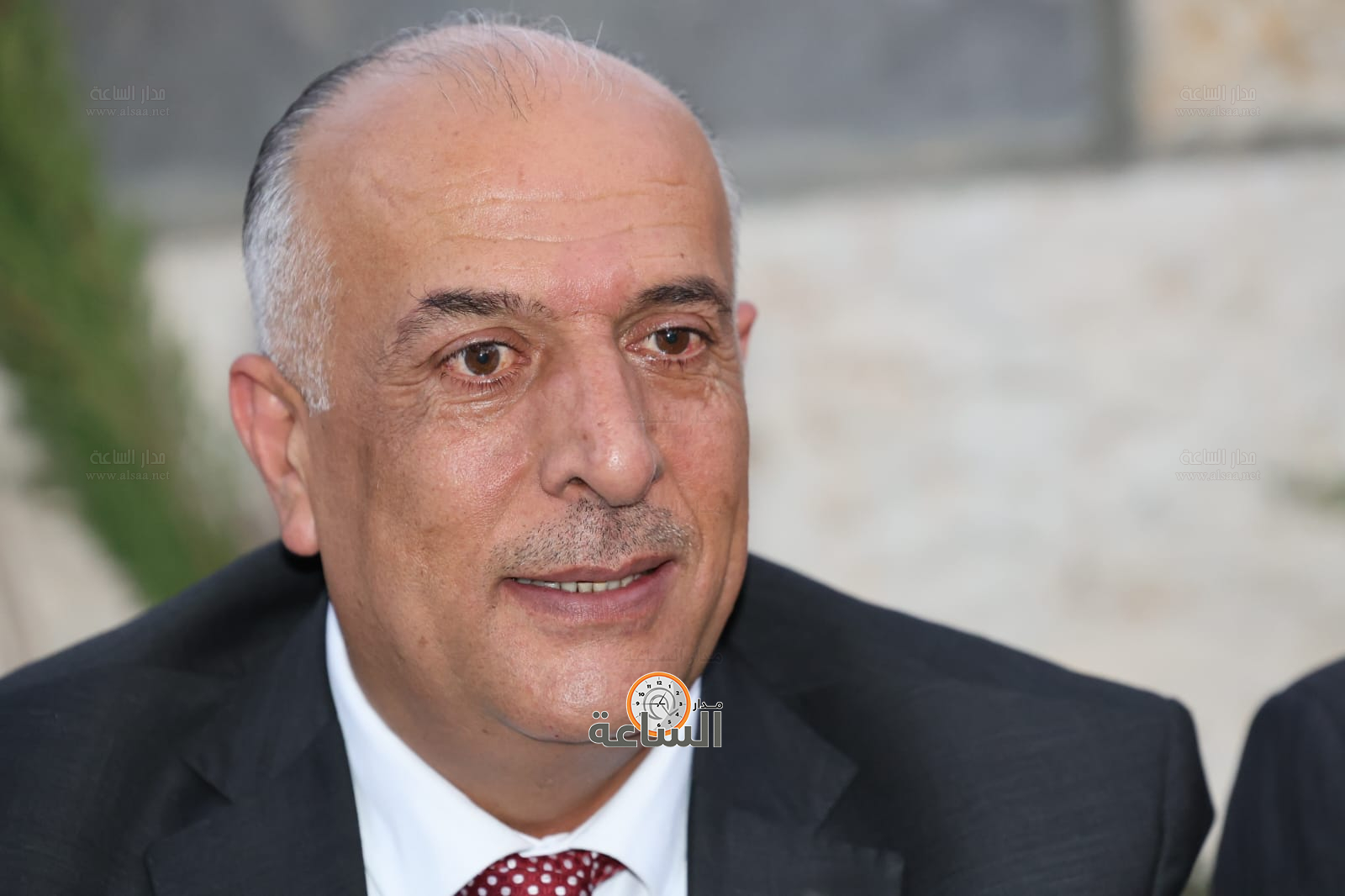 Madar Al-Saa Images 0.6125736000546071