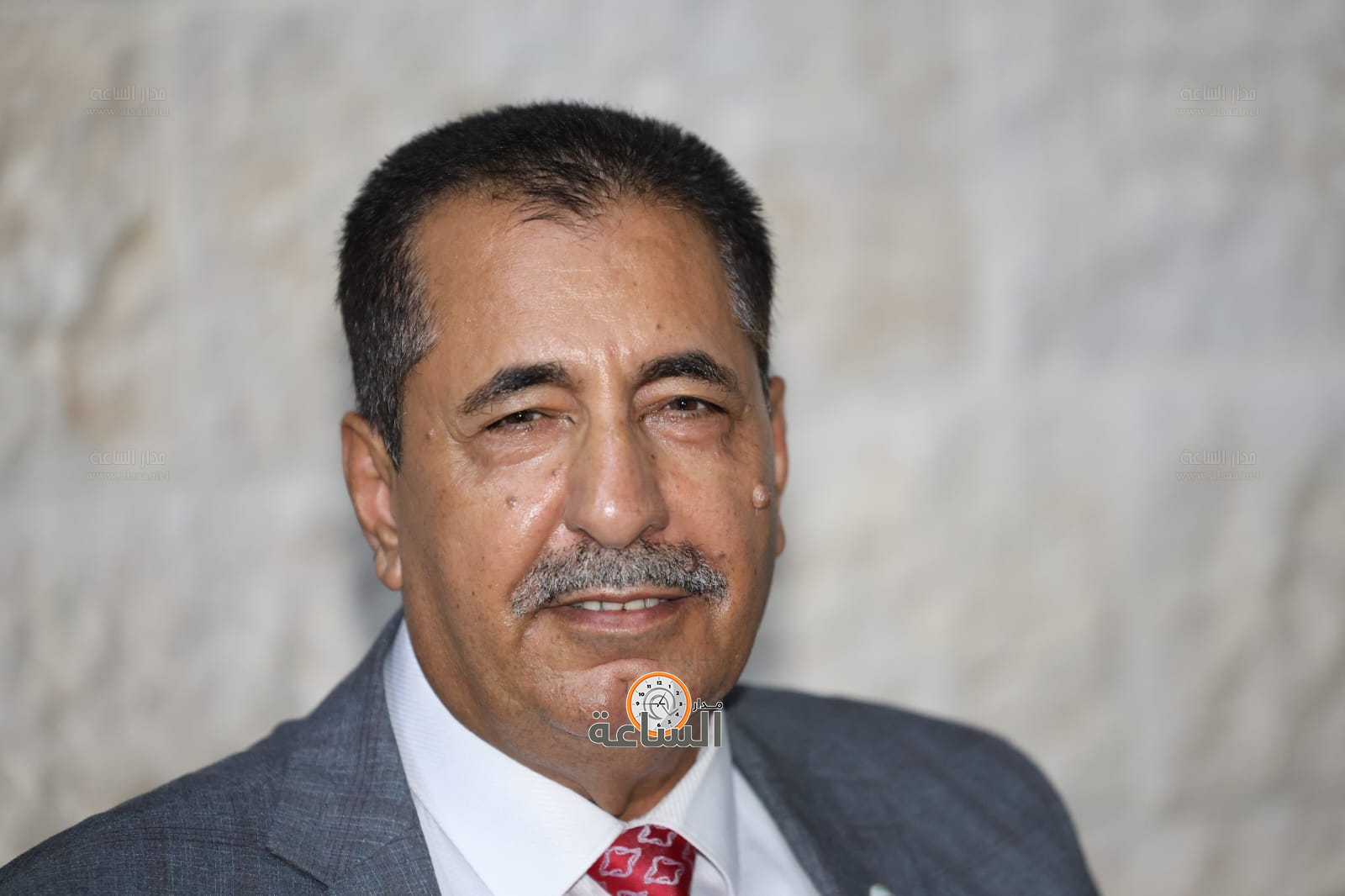 Madar Al-Saa Images 0.9888771327903311