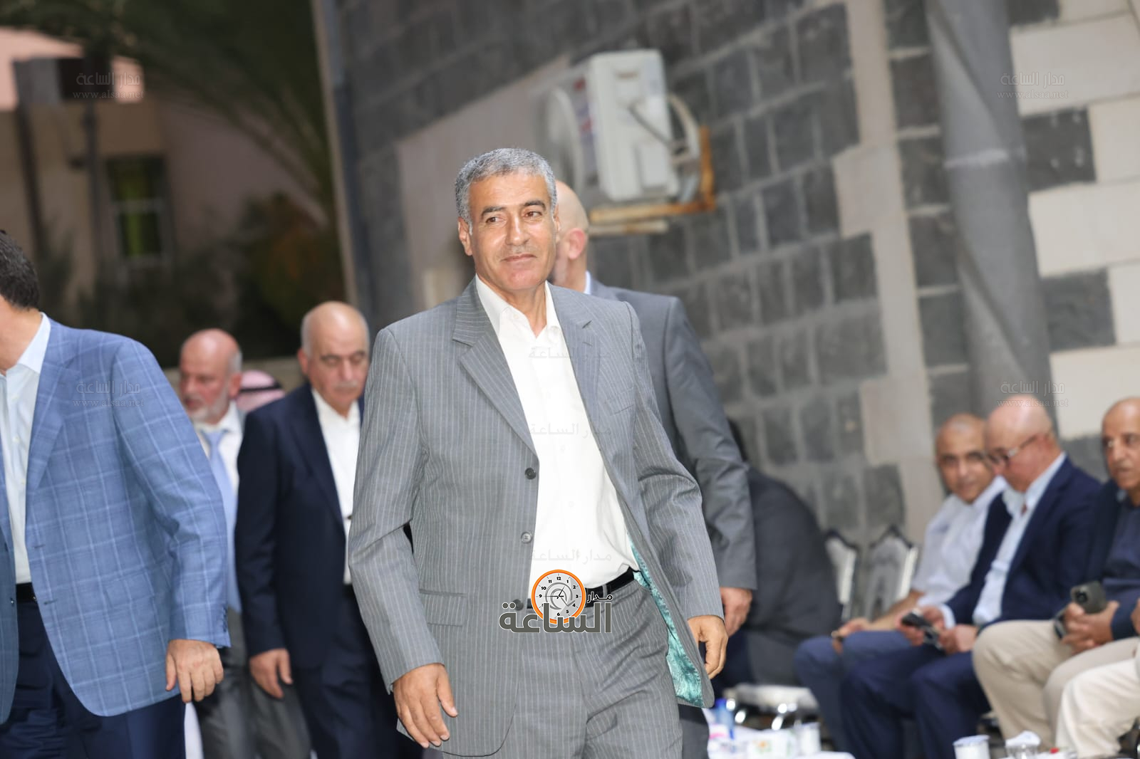 Madar Al-Saa Images 0.1662329795593217