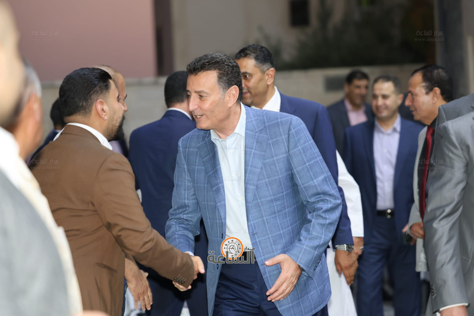 Madar Al-Saa Images 0.12609867341302272