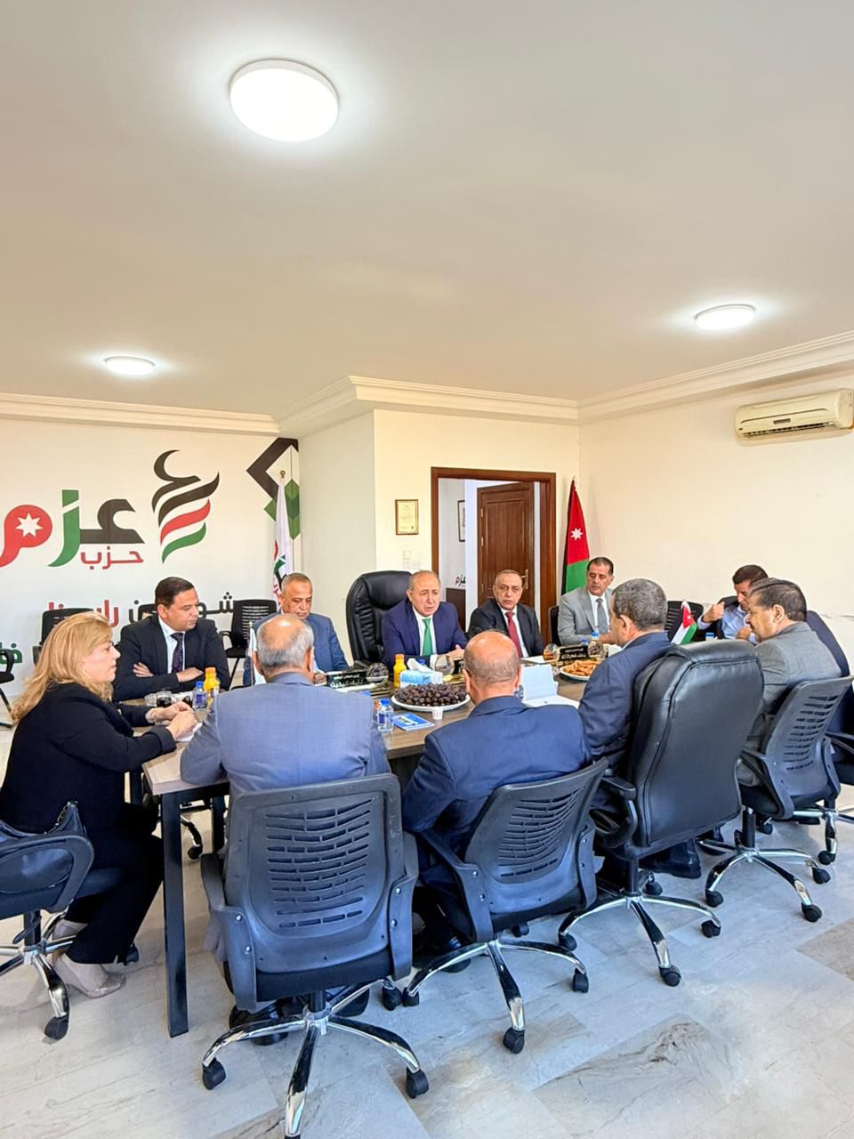 Madar Al-Saa Images 0.21195642139112014