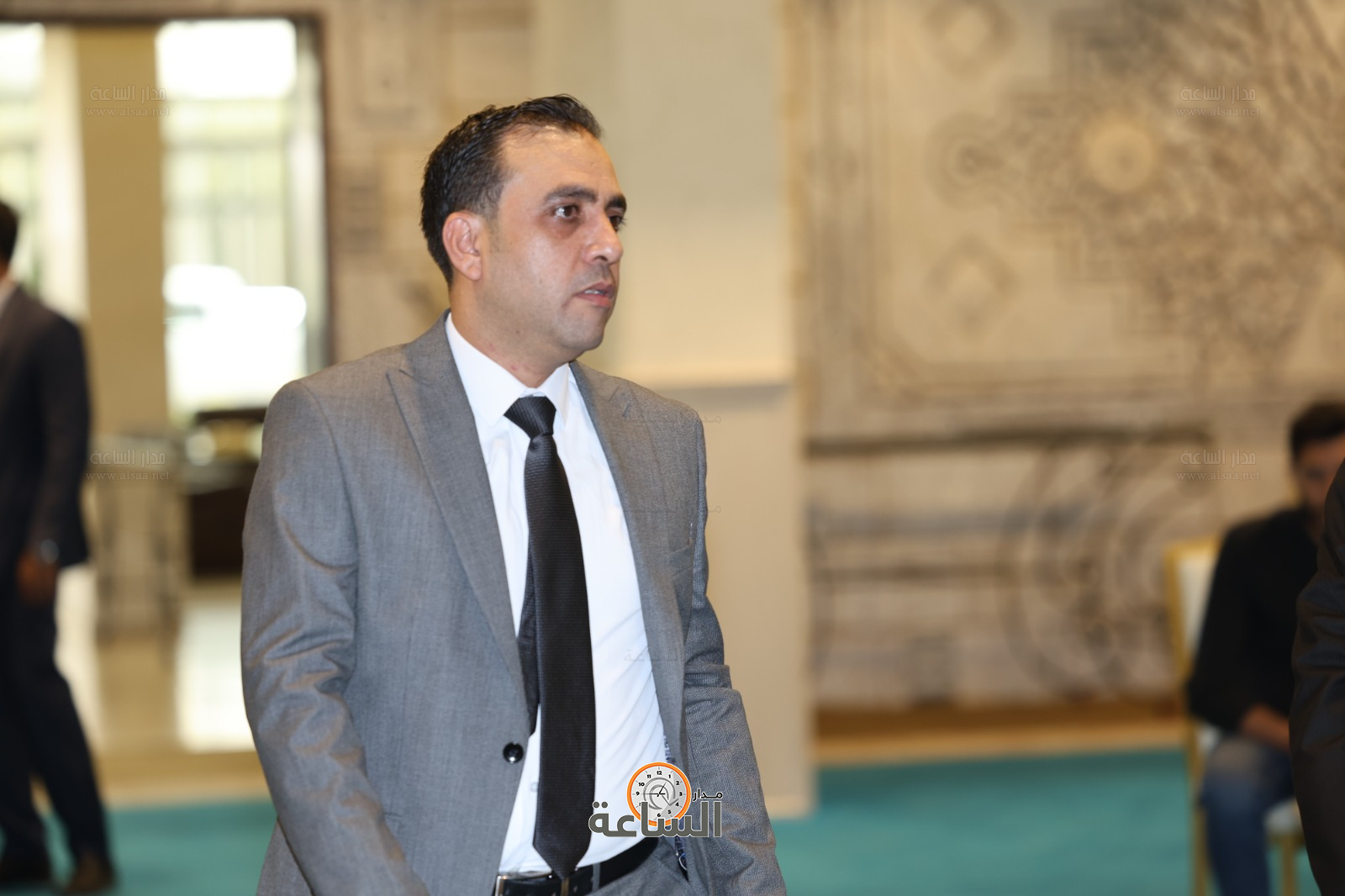 Madar Al-Saa Images 0.5378862656522537