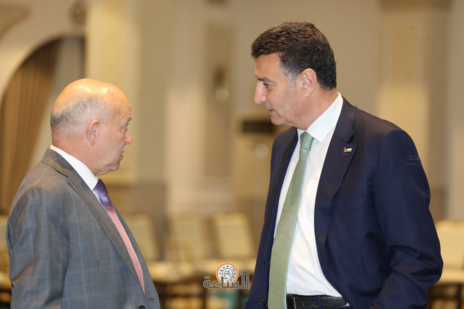 Madar Al-Saa Images 0.15438174362183643