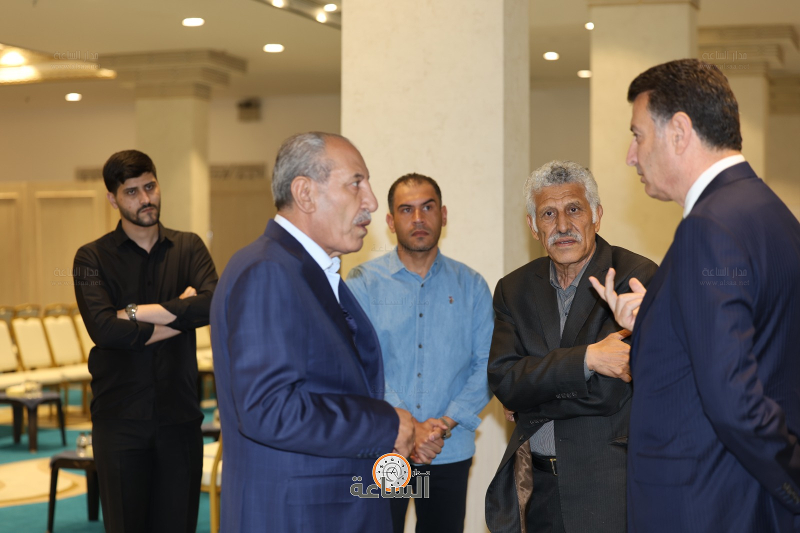 Madar Al-Saa Images 0.01699537304975618