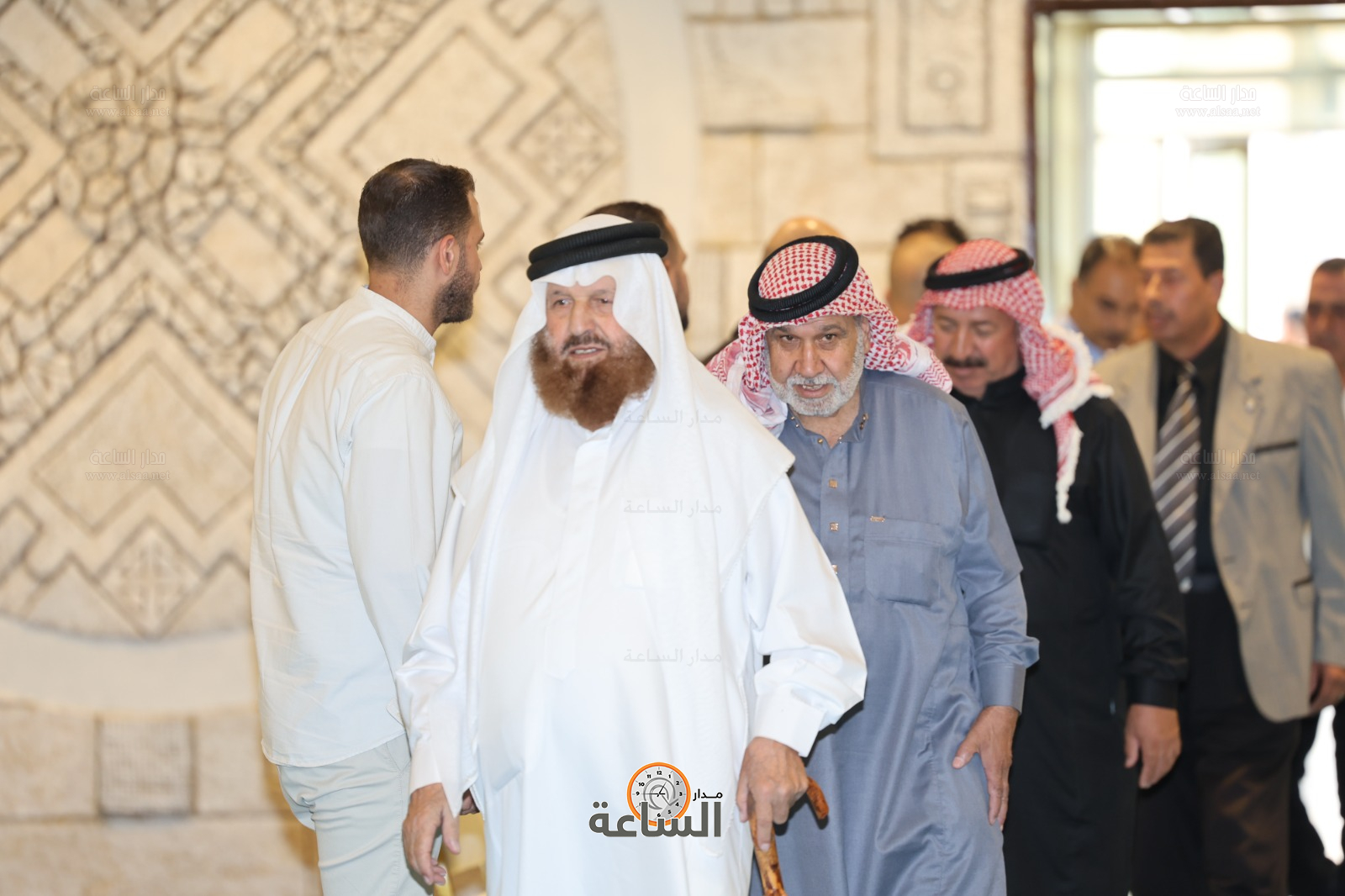 Madar Al-Saa Images 0.3751996431441309