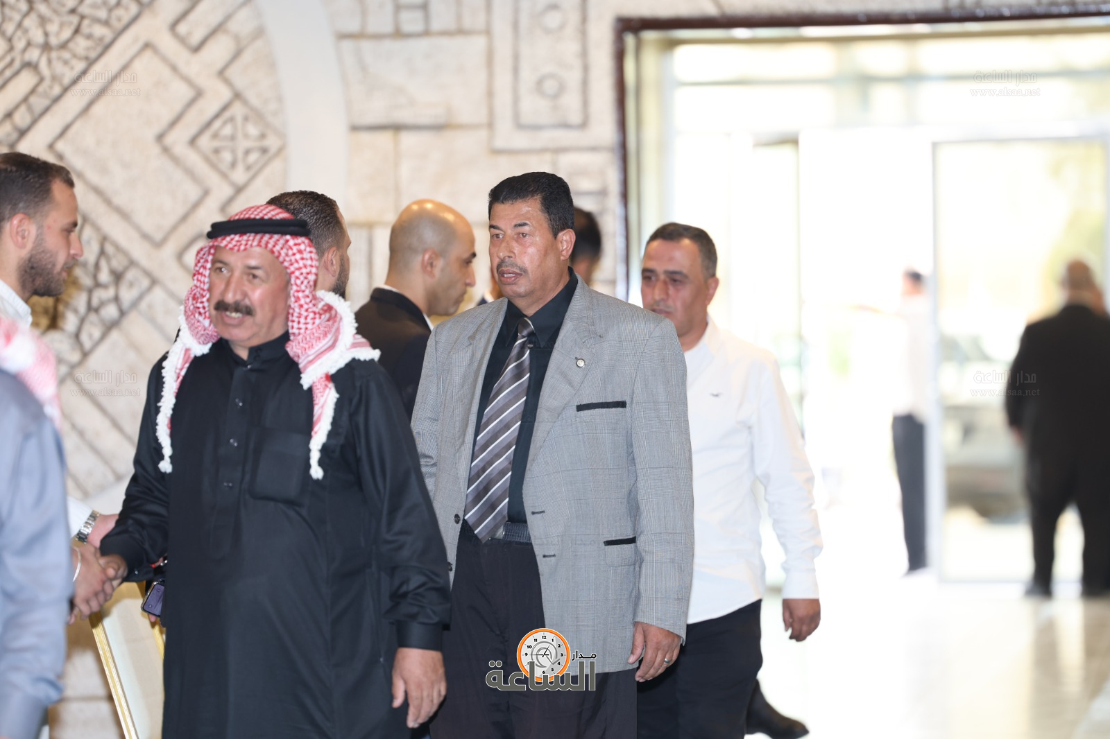 Madar Al-Saa Images 0.37770183450768824