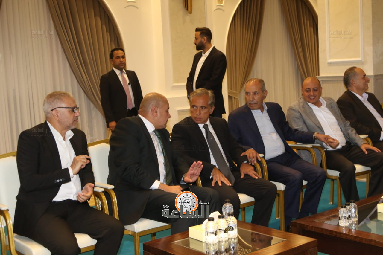 Madar Al-Saa Images 0.962778703521788