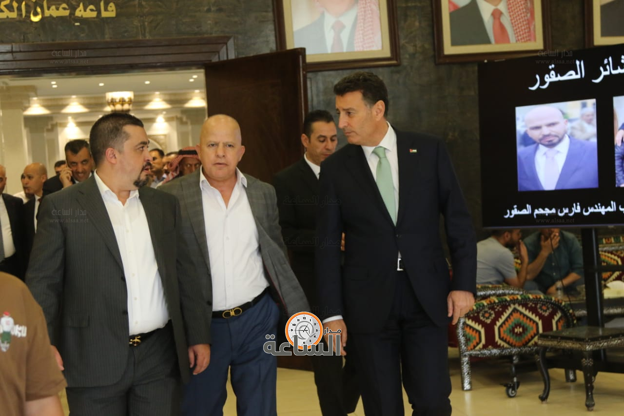 Madar Al-Saa Images 0.5711965490525852