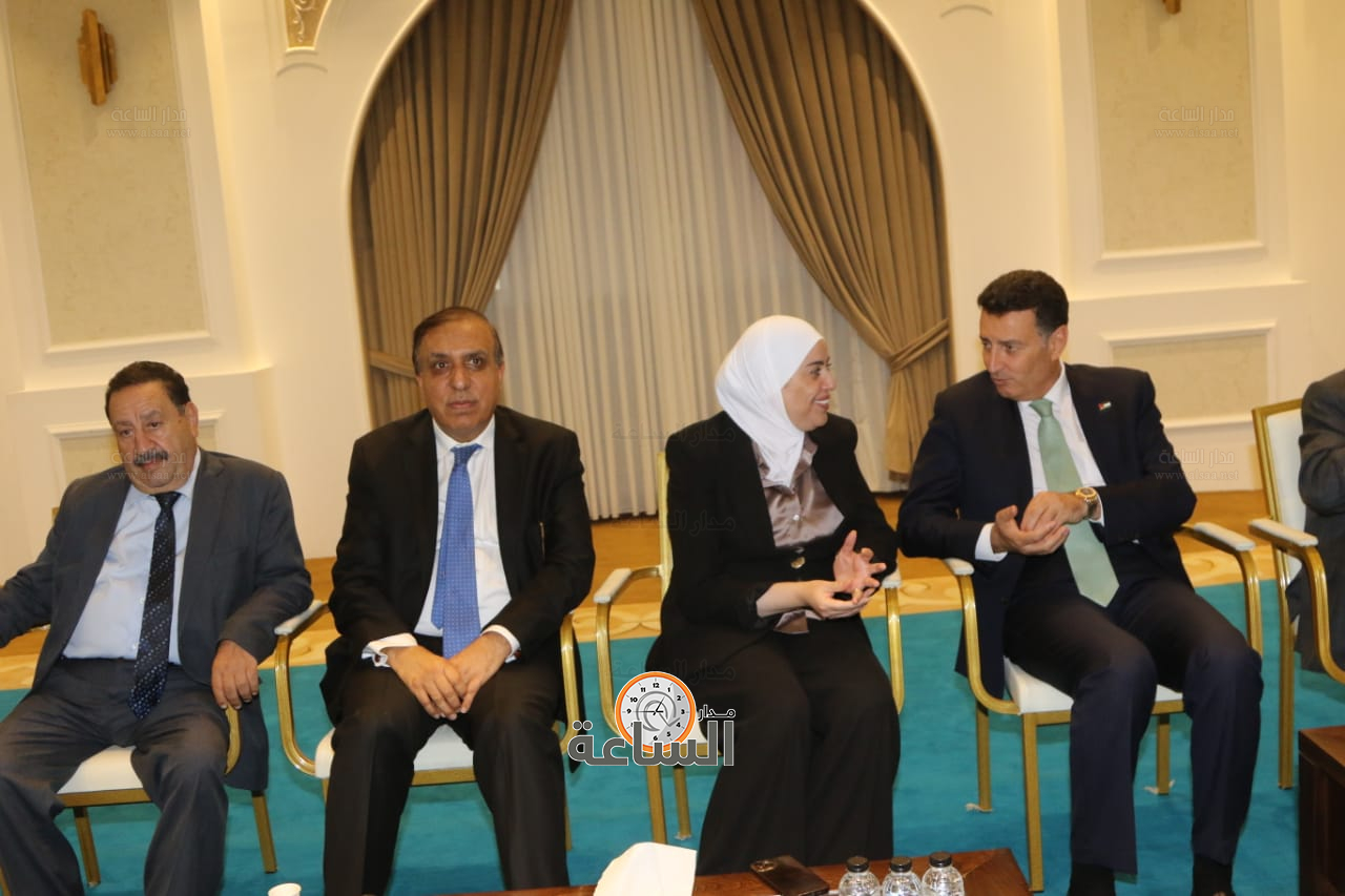 Madar Al-Saa Images 0.40918753425577037