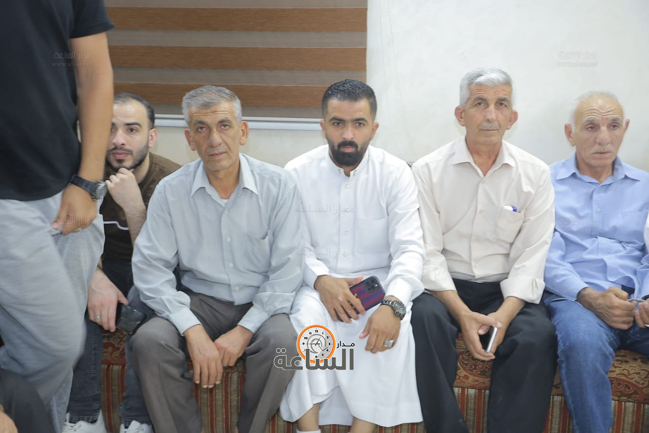 Madar Al-Saa Images 0.856613916785624