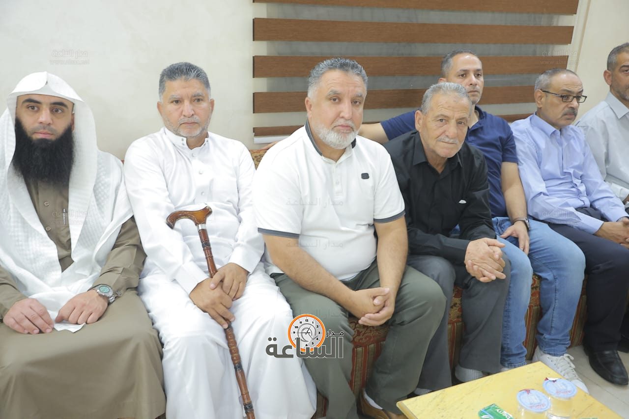 Madar Al-Saa Images 0.3914570125454915