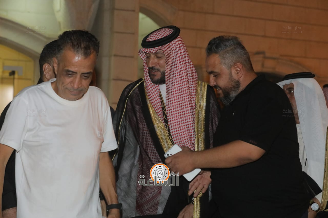 Madar Al-Saa Images 0.7802322343202793