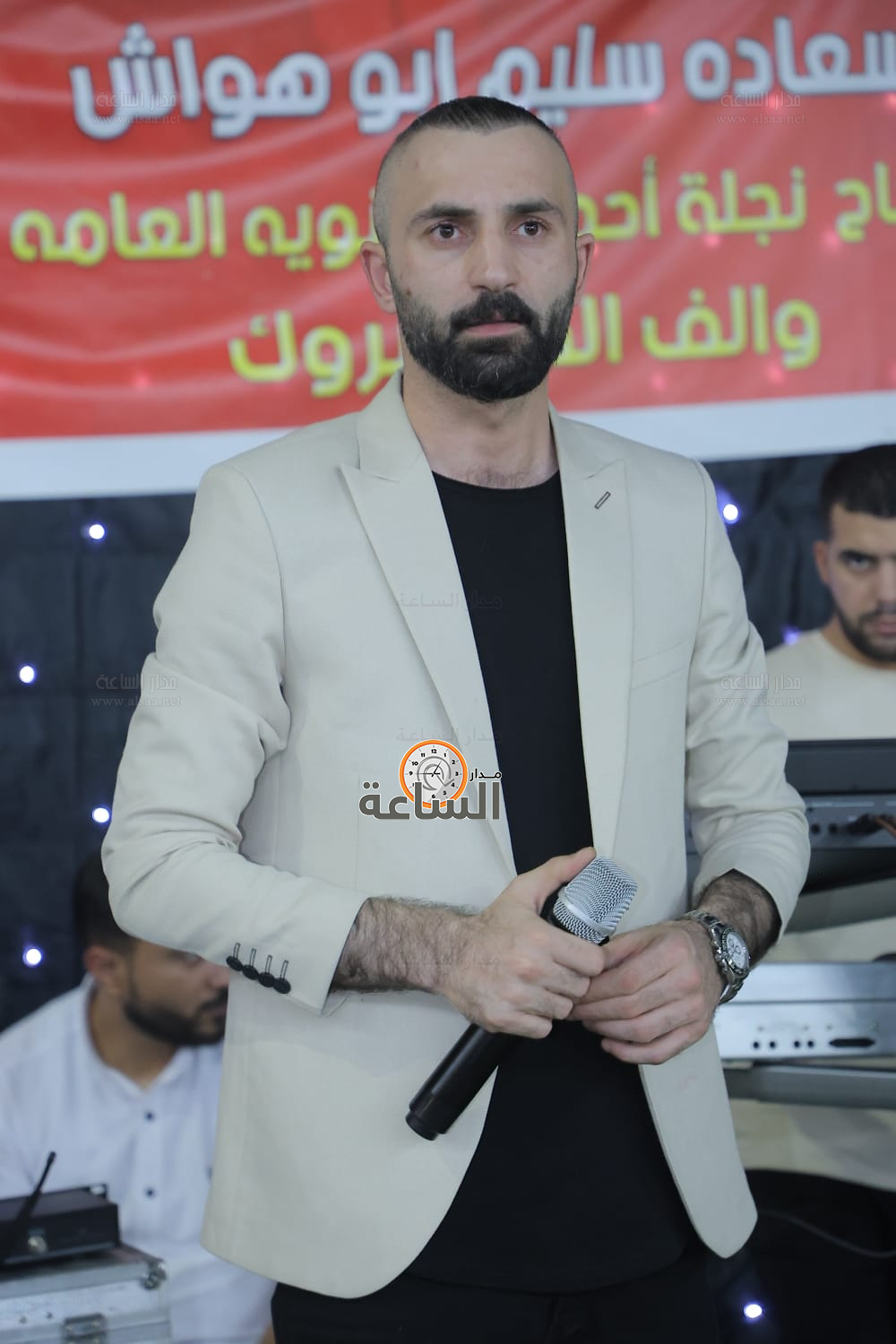 Madar Al-Saa Images 0.49166281217872576