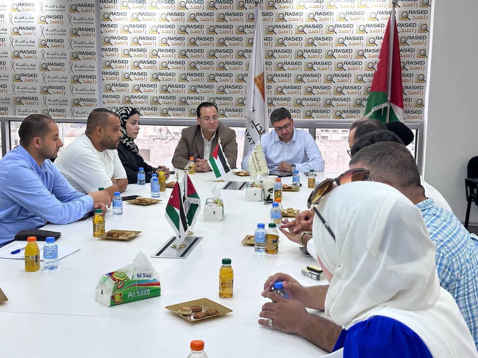 Madar Al-Saa Images 0.39883373535704325