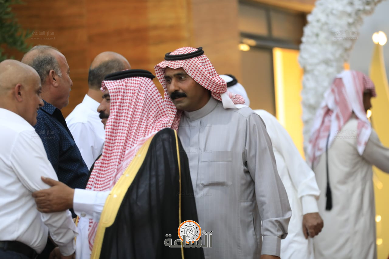 Madar Al-Saa Images 0.16656425498074734