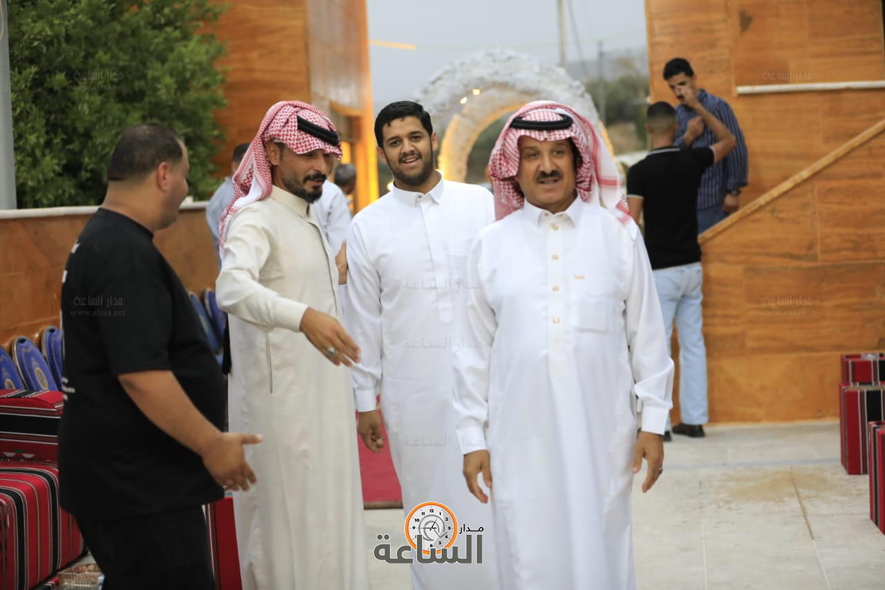 Madar Al-Saa Images 0.48141765878581866