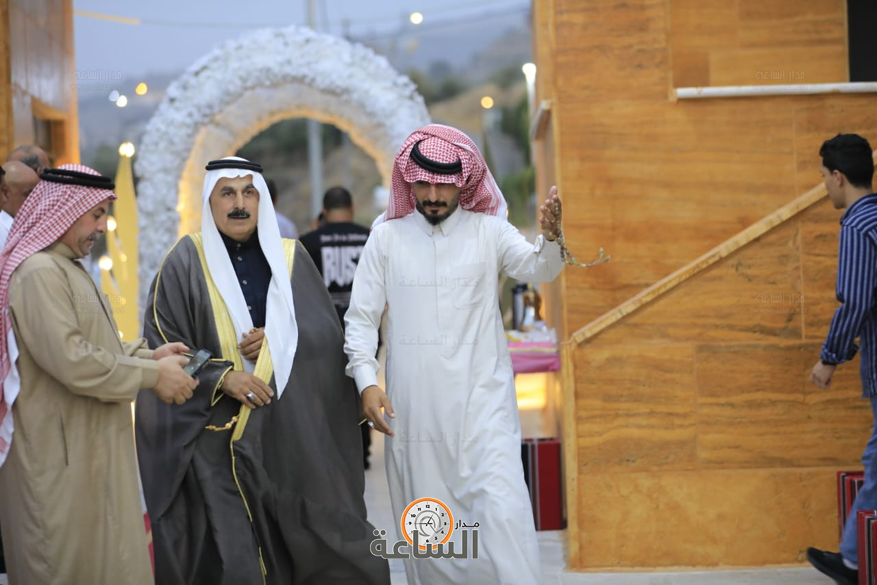 Madar Al-Saa Images 0.8754422449120504