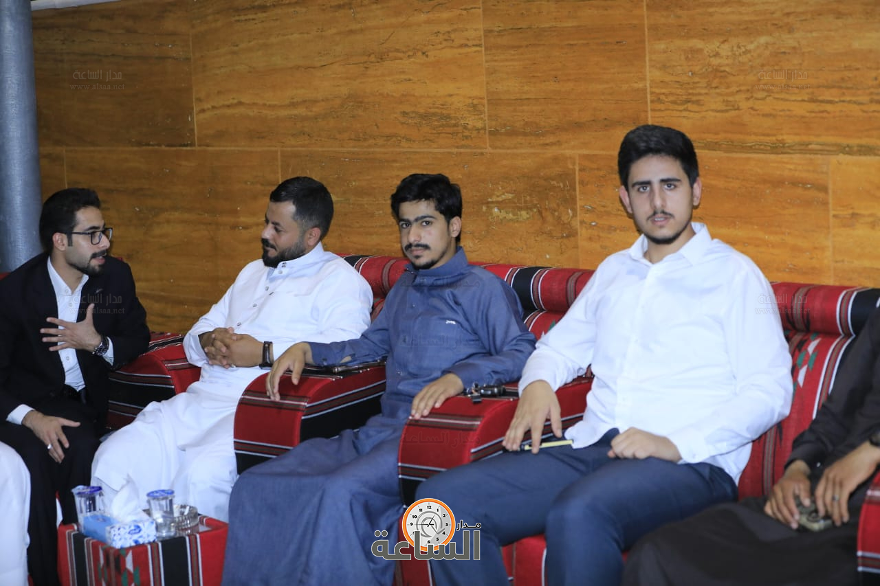 Madar Al-Saa Images 0.4887108425051837