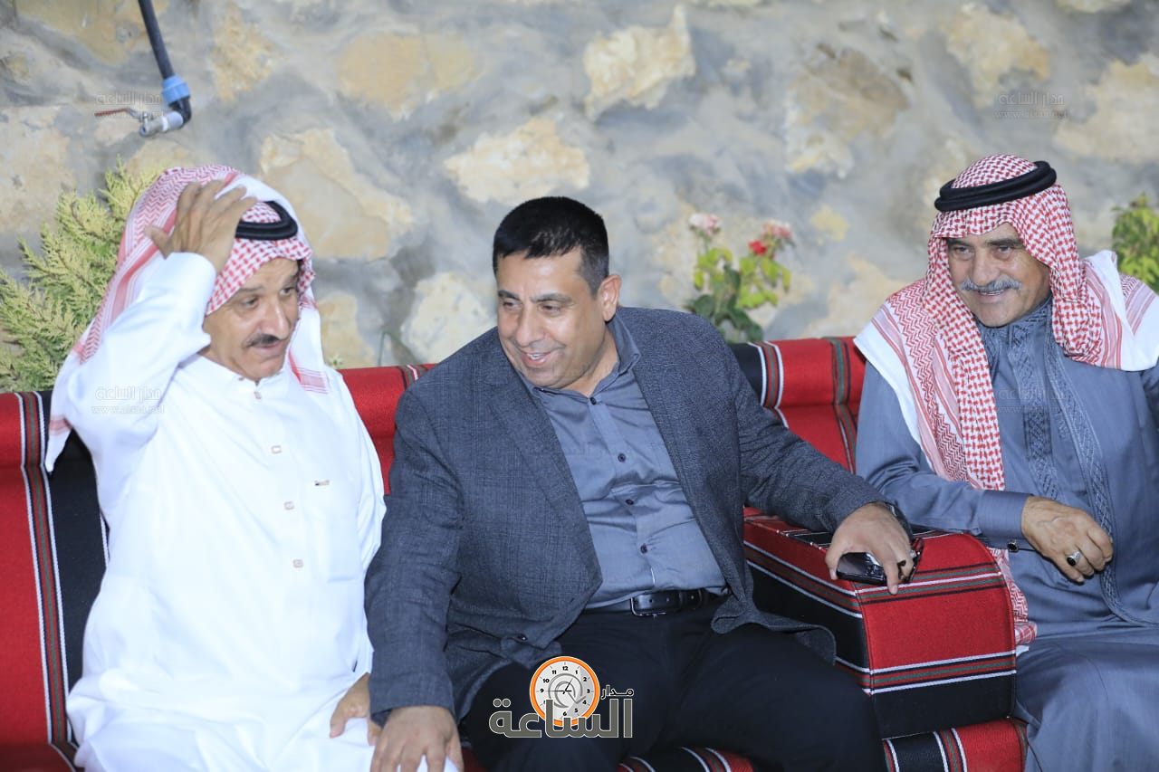 Madar Al-Saa Images 0.18279523813136767