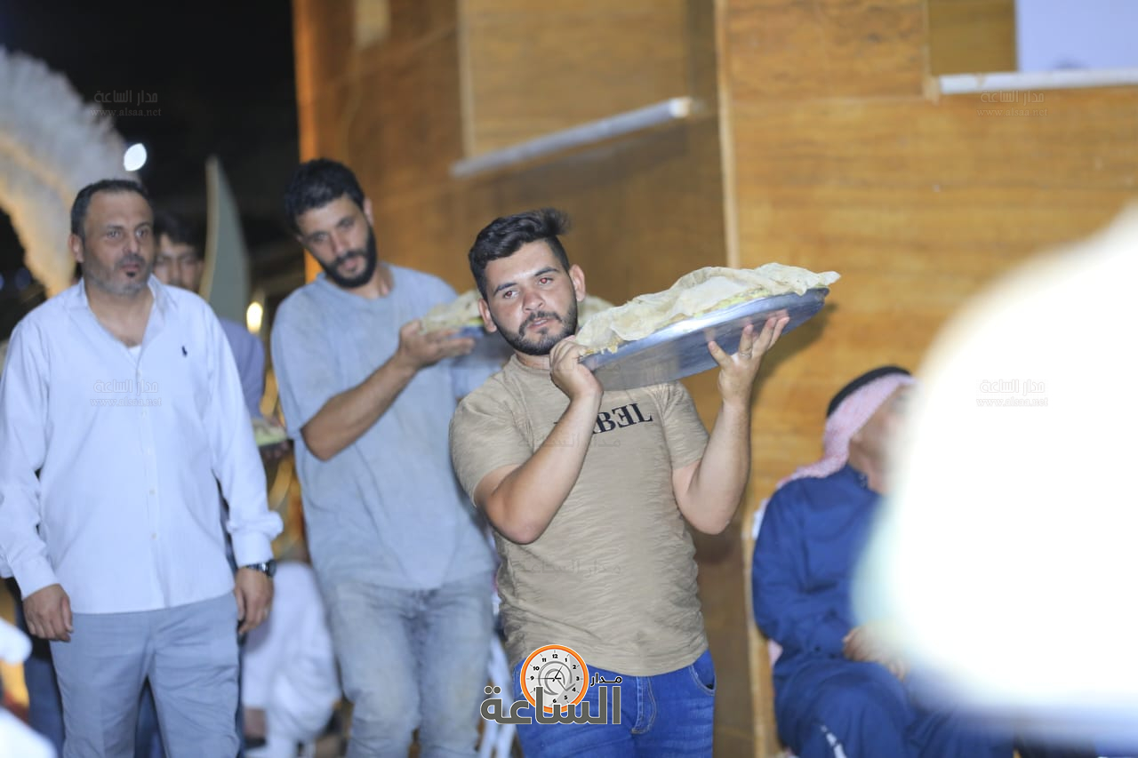 Madar Al-Saa Images 0.8924288422449574