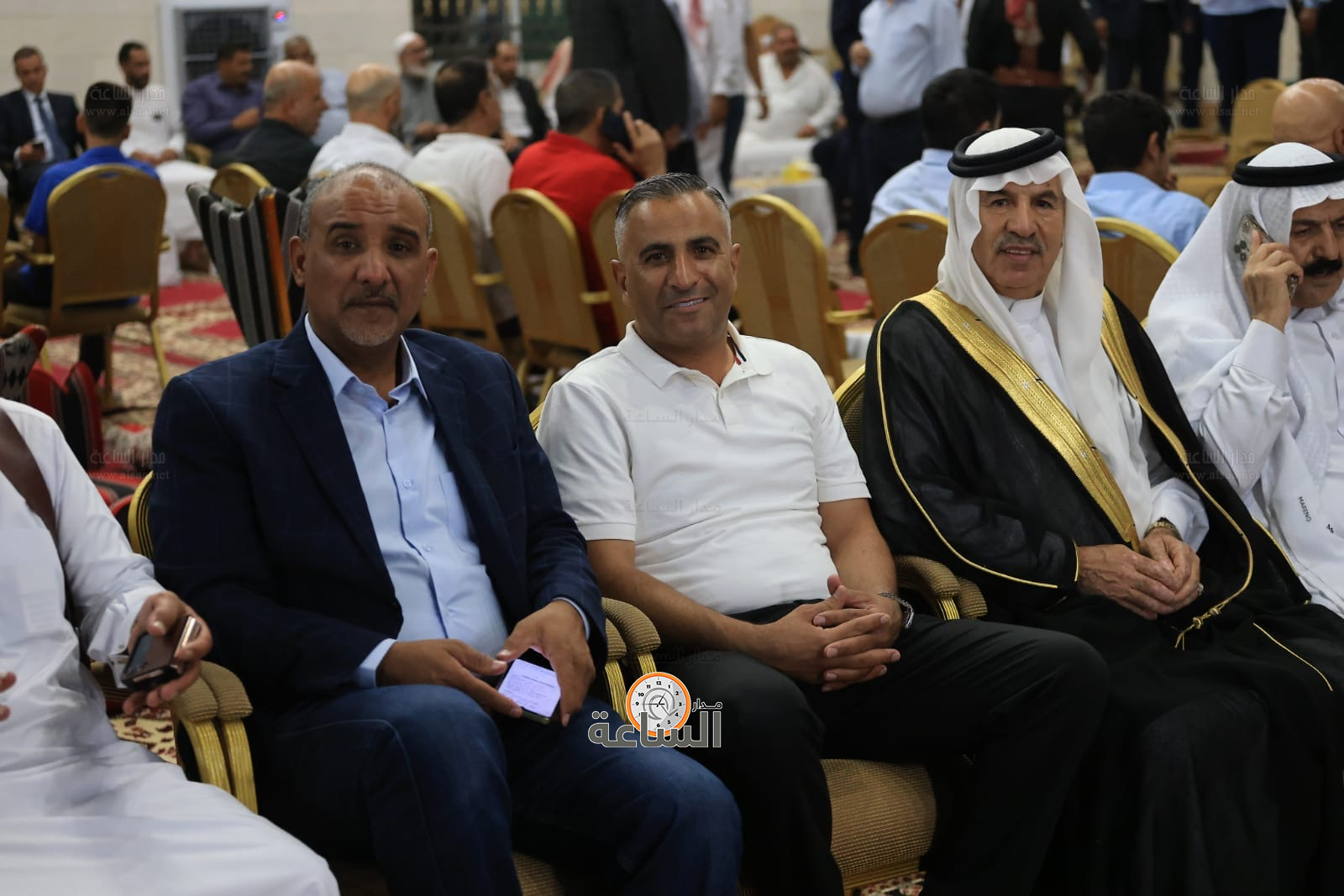 Madar Al-Saa Images 0.41137019116212714