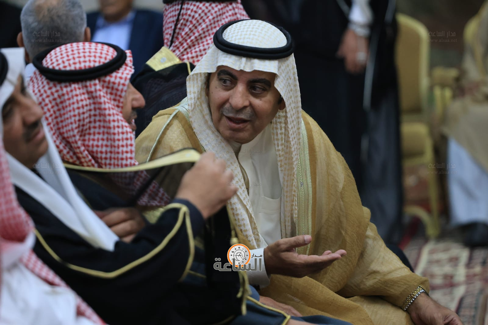 Madar Al-Saa Images 0.1207271519368518