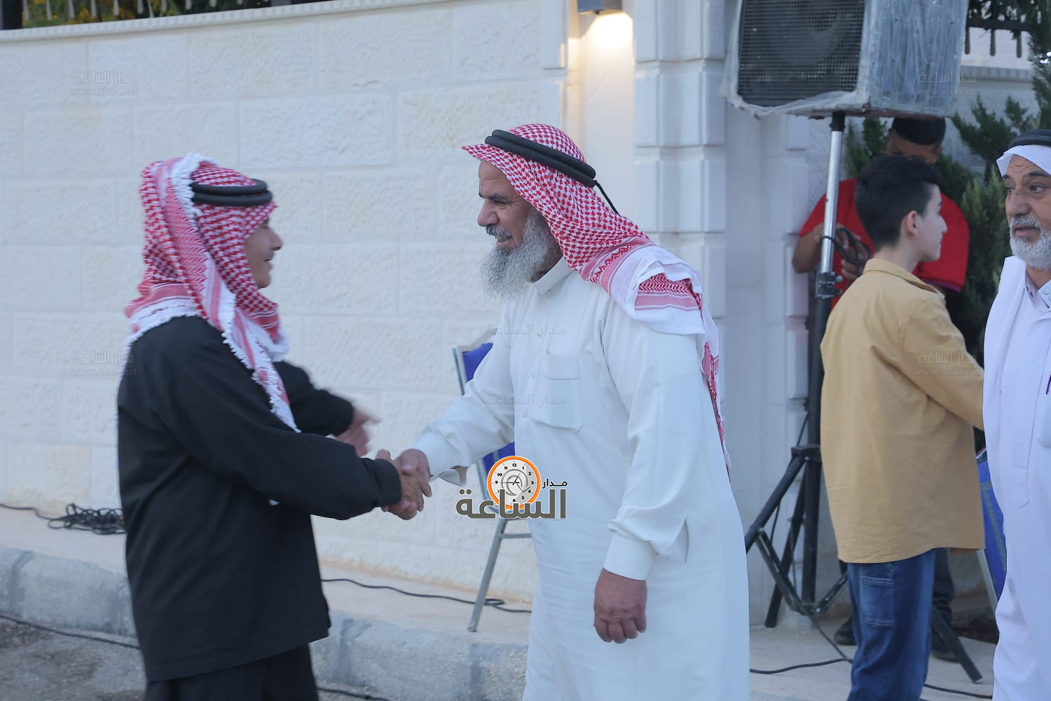 Madar Al-Saa Images 0.06563969878541176