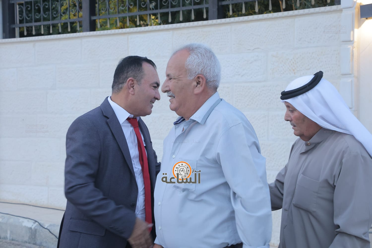 Madar Al-Saa Images 0.6799325225060254