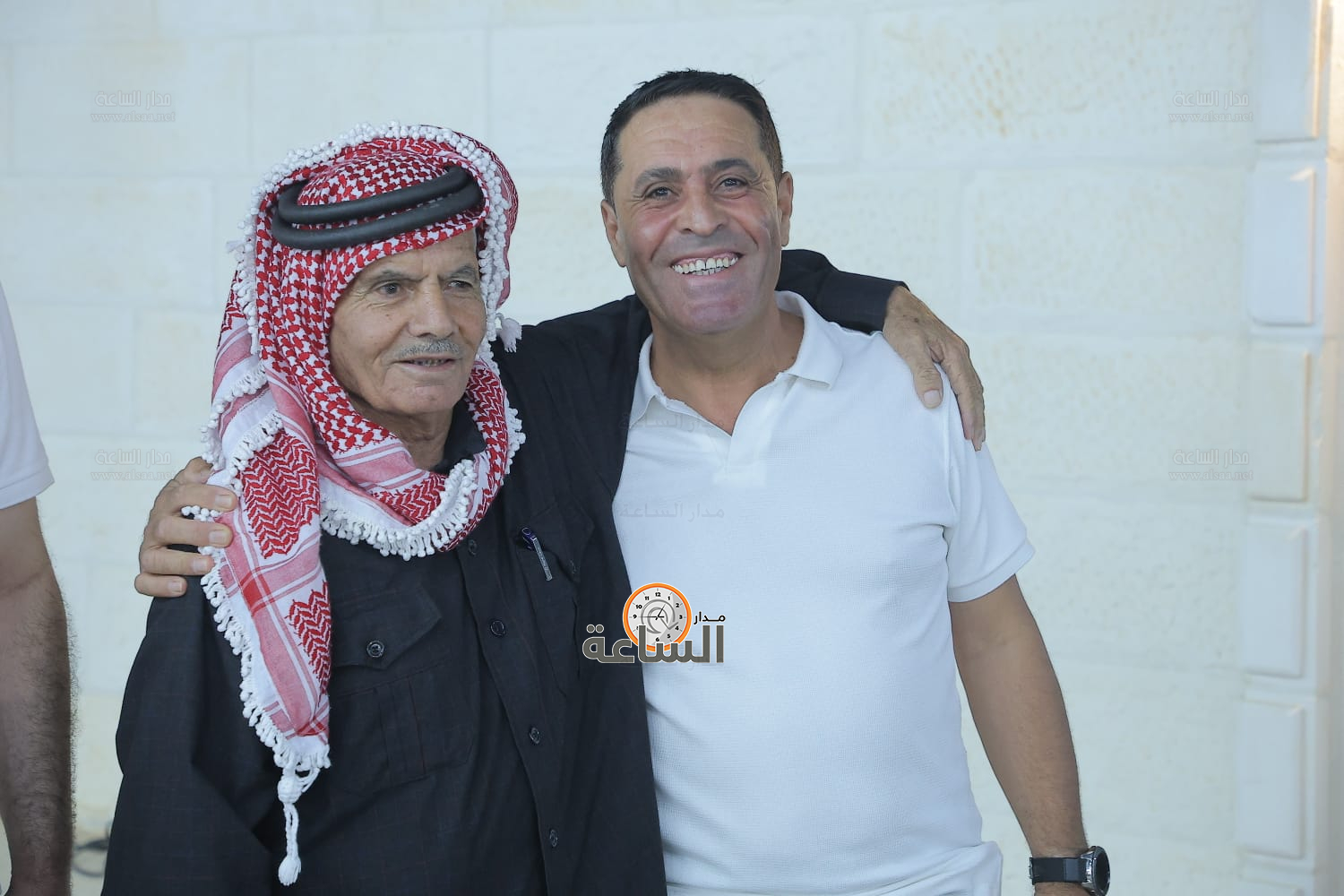 Madar Al-Saa Images 0.4094693810864092