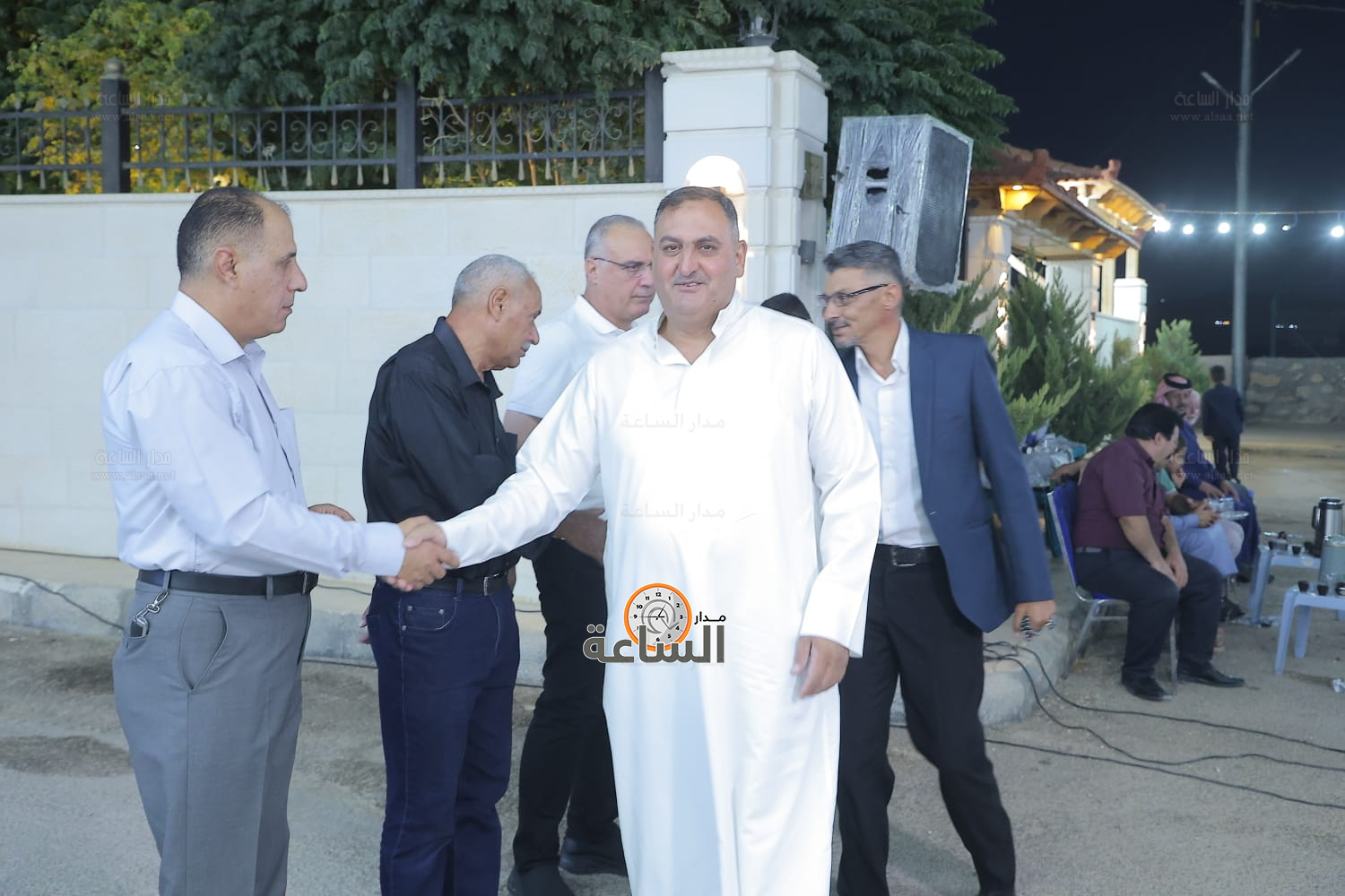 Madar Al-Saa Images 0.9451345851503093