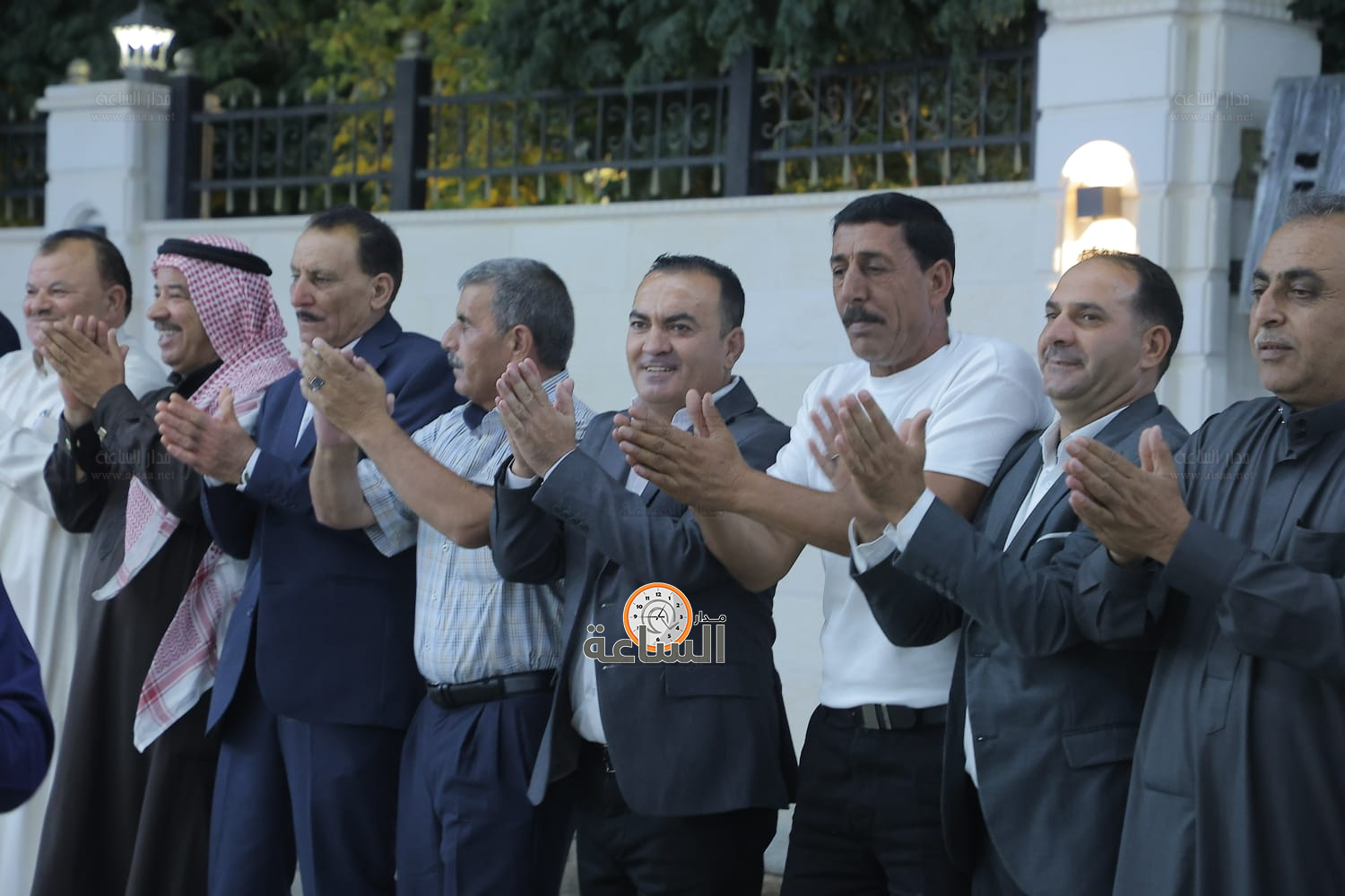 Madar Al-Saa Images 0.3198796948542735