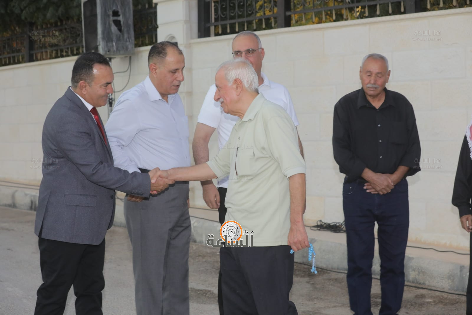 Madar Al-Saa Images 0.6953846467539744