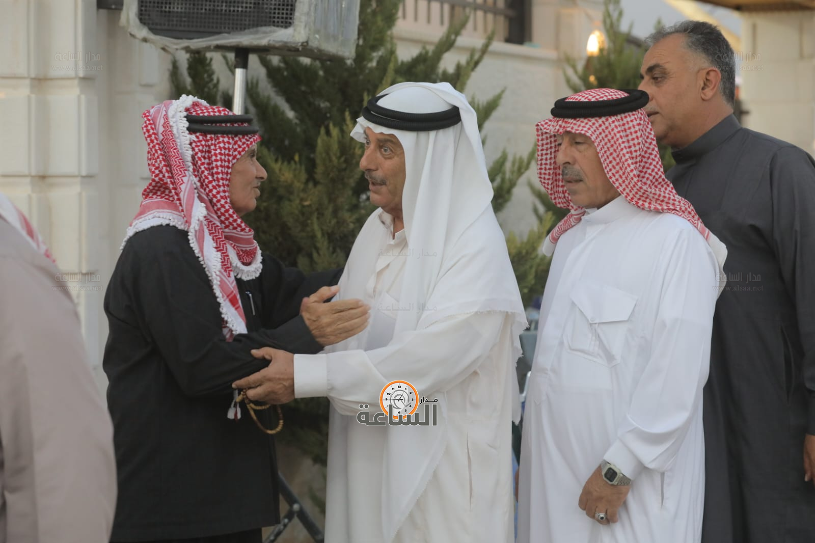 Madar Al-Saa Images 0.4000254738670945