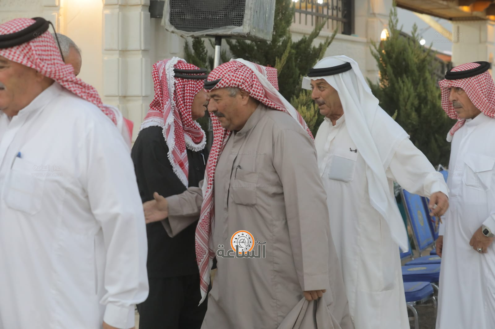 Madar Al-Saa Images 0.6939609063216687