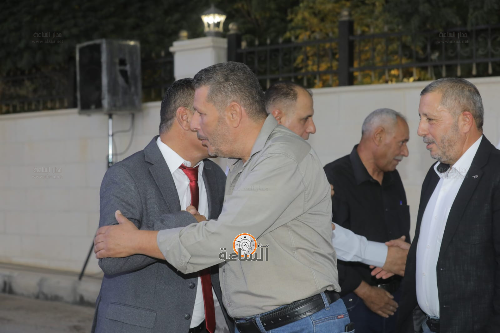 Madar Al-Saa Images 0.08321202396926553