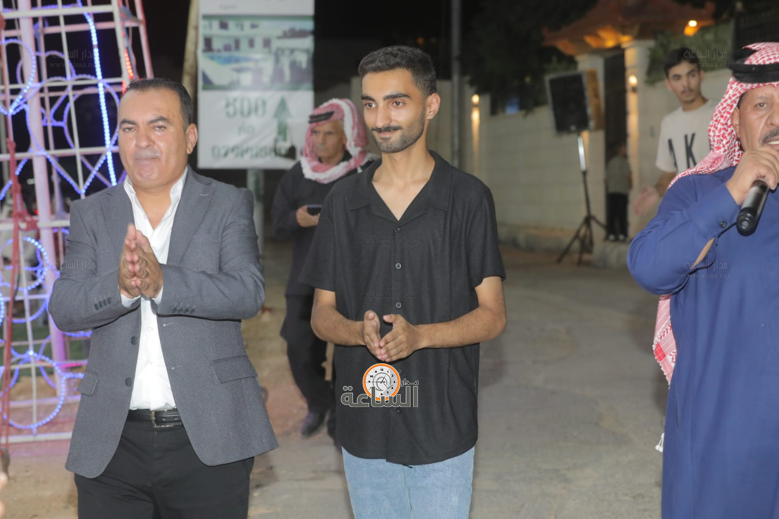 Madar Al-Saa Images 0.18364650438132157