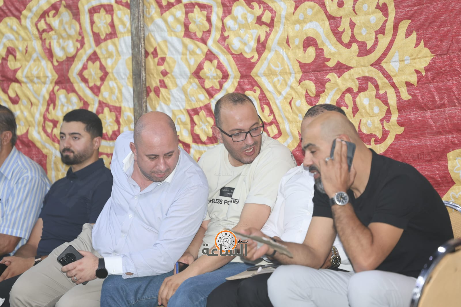 Madar Al-Saa Images 0.01781323015398284