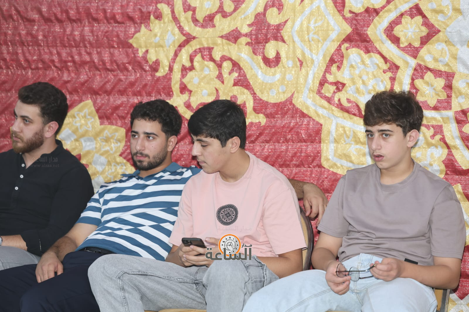 Madar Al-Saa Images 0.17243823108318979