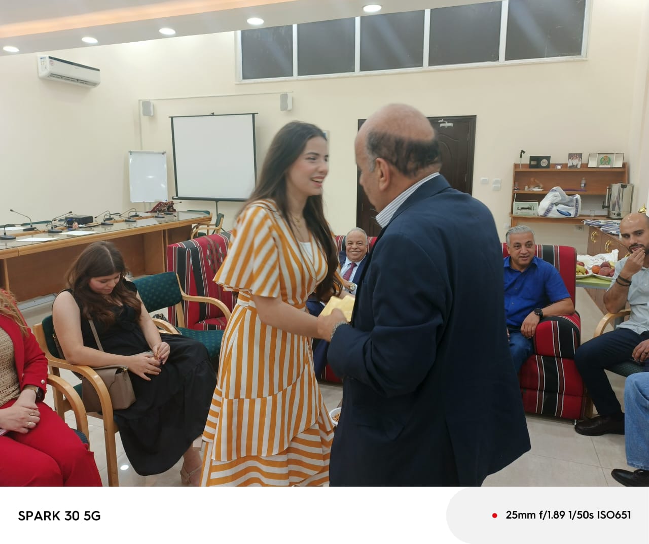 Madar Al-Saa Images 0.5802146198643203