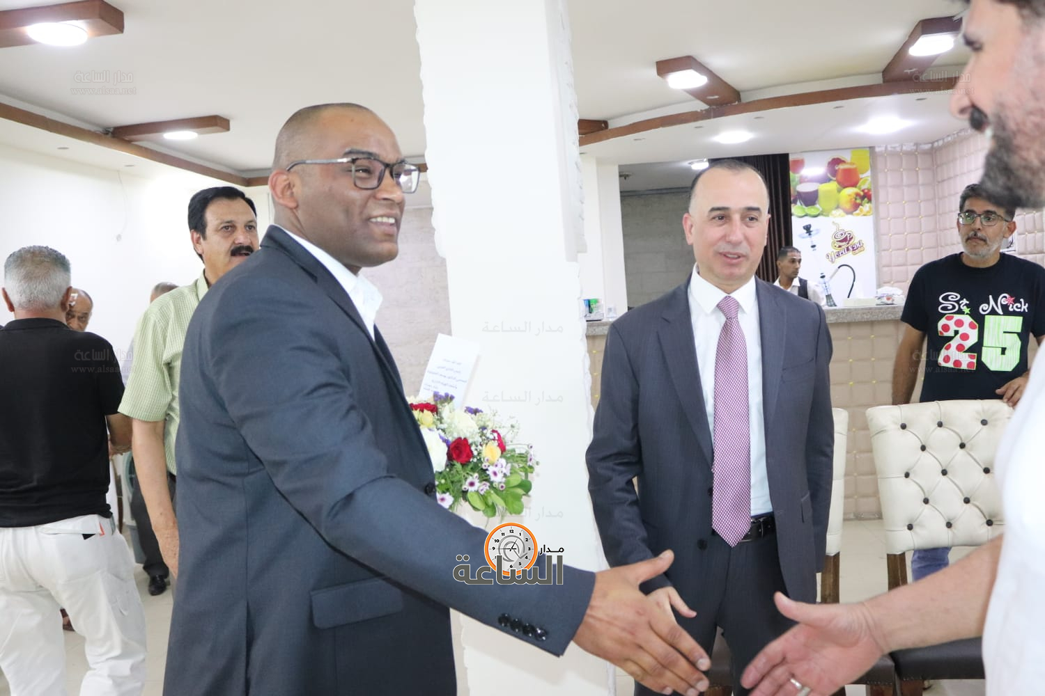 Madar Al-Saa Images 0.814993131810006